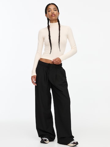 Pull&Bear Tröja i vit