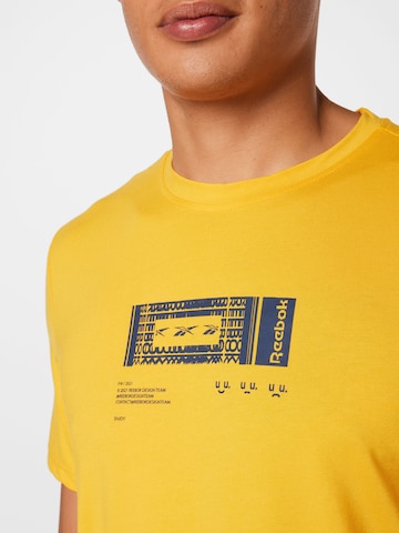 Reebok Функциональная футболка в Желтый