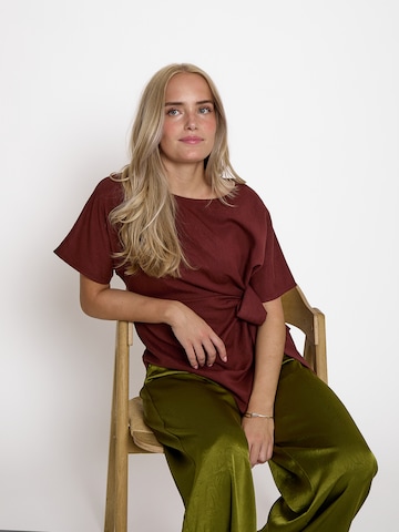 Haut 'Rebecca' Peppercorn en rouge
