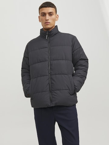 JACK & JONES Vinterjakke i sort: forside