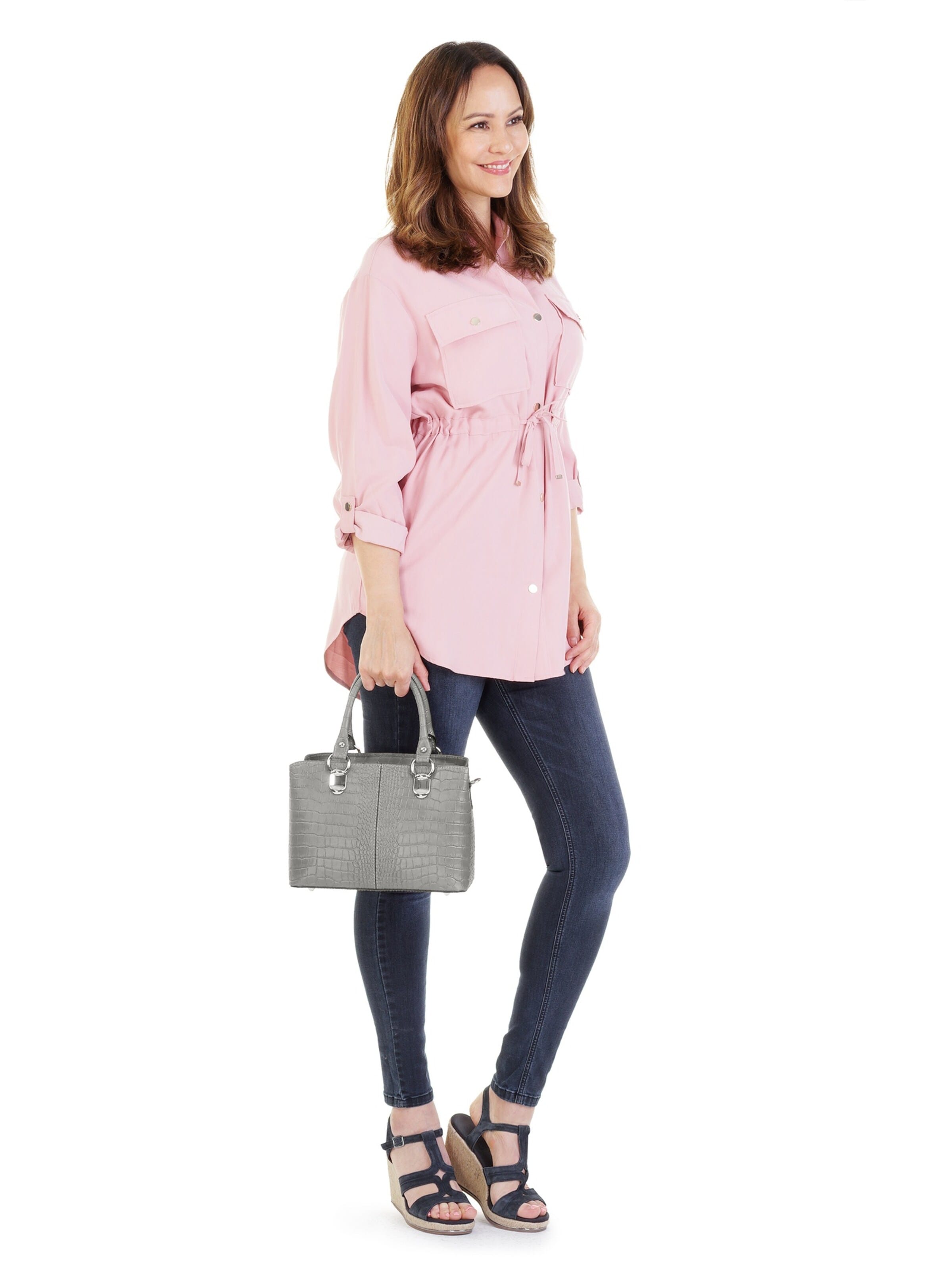 Cluty Crossbody Bag in Grey: front