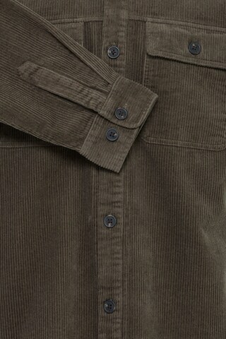 !Solid Regular Fit Skjorte 'SDNAM' i brun