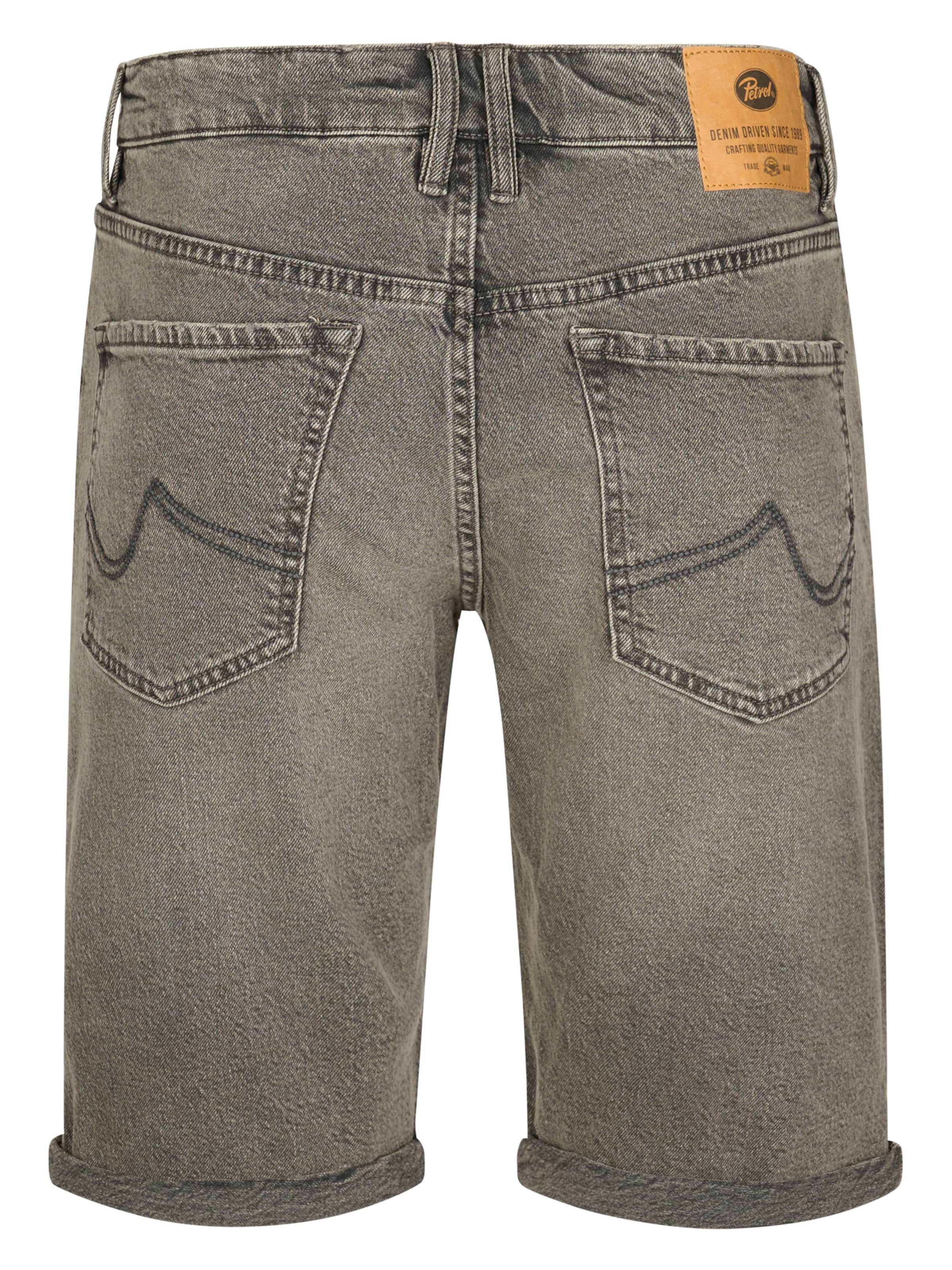 Petrol Industries Regular Jeans i svart