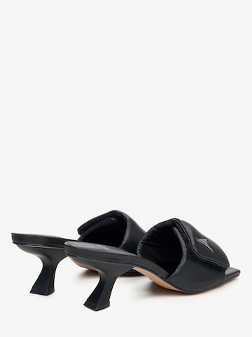 Estro Sandaler '681005' i sort