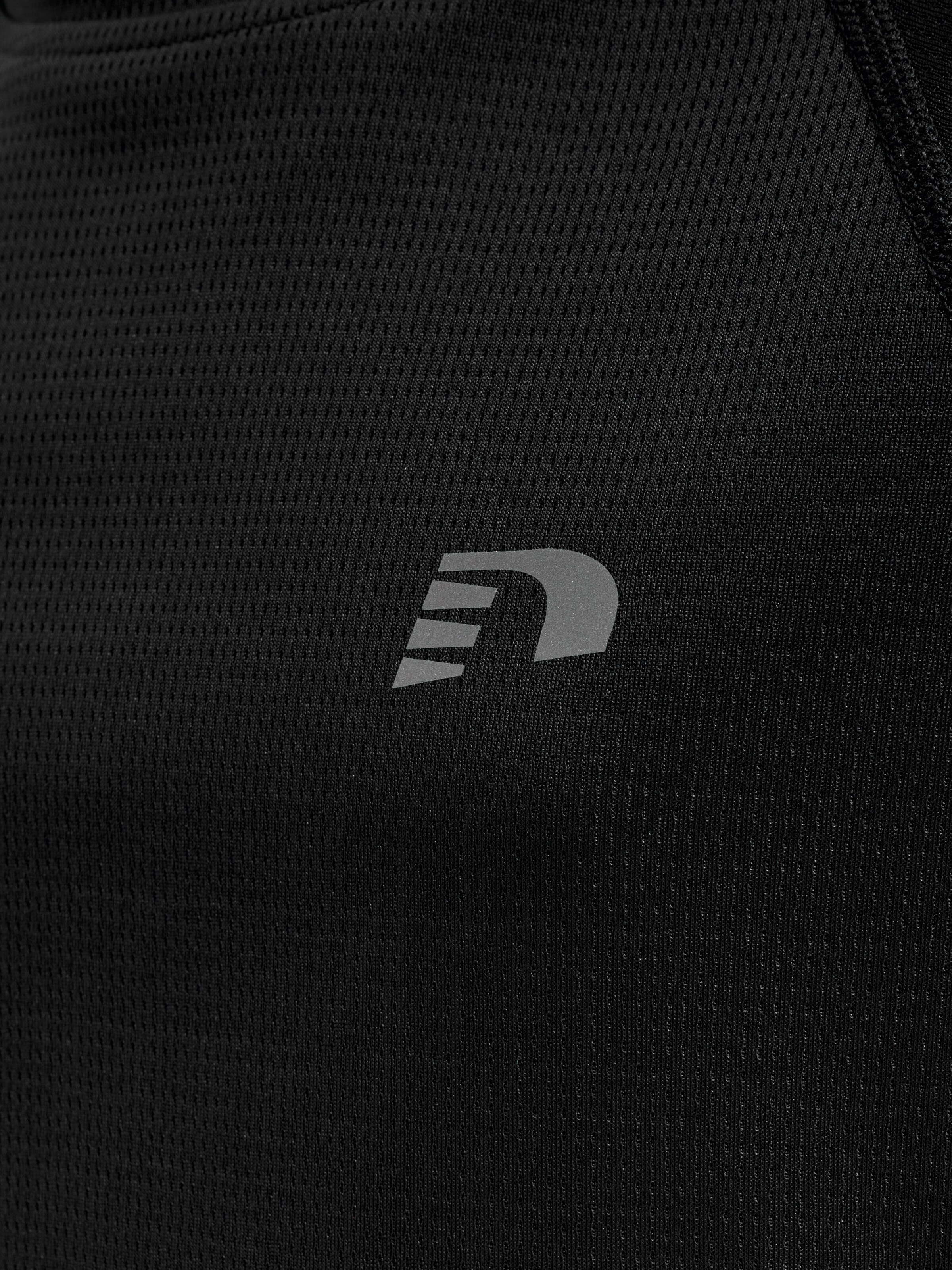 Newline Performance shirt in Black