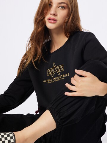 ALPHA INDUSTRIES Tréning póló 'Embroidery' - fekete