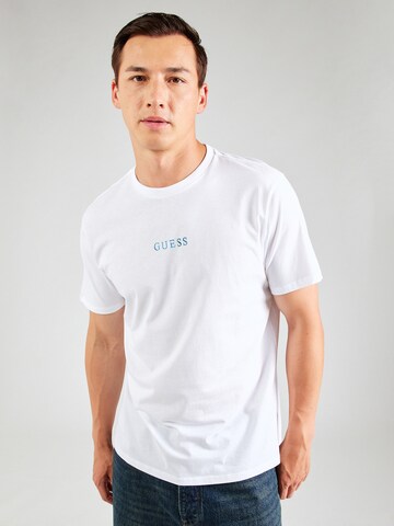 GUESS T-Shirt 'QUATTRO' in Weiß: Vorderseite