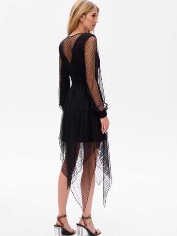 Blue Shadow Kleid‌‌ in Schwarz