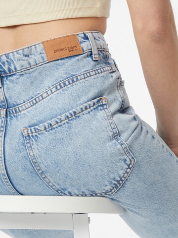 Gina Tricot Regular Jeans 'Dagny' i blå