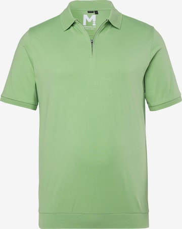 Men Plus Shirt in Green: front