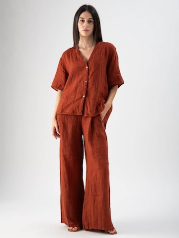 MND T-shirt 'Wild Linen' i röd: framsida