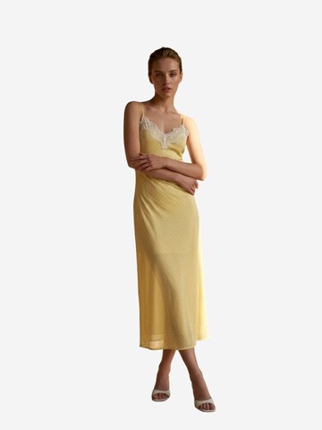 My fashion Dress in Yellow: front