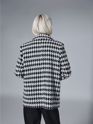 4TAILORS Blejzer 'Tissu' - Čierna