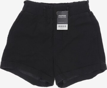 Pull&Bear Shorts XS in Schwarz: predná strana