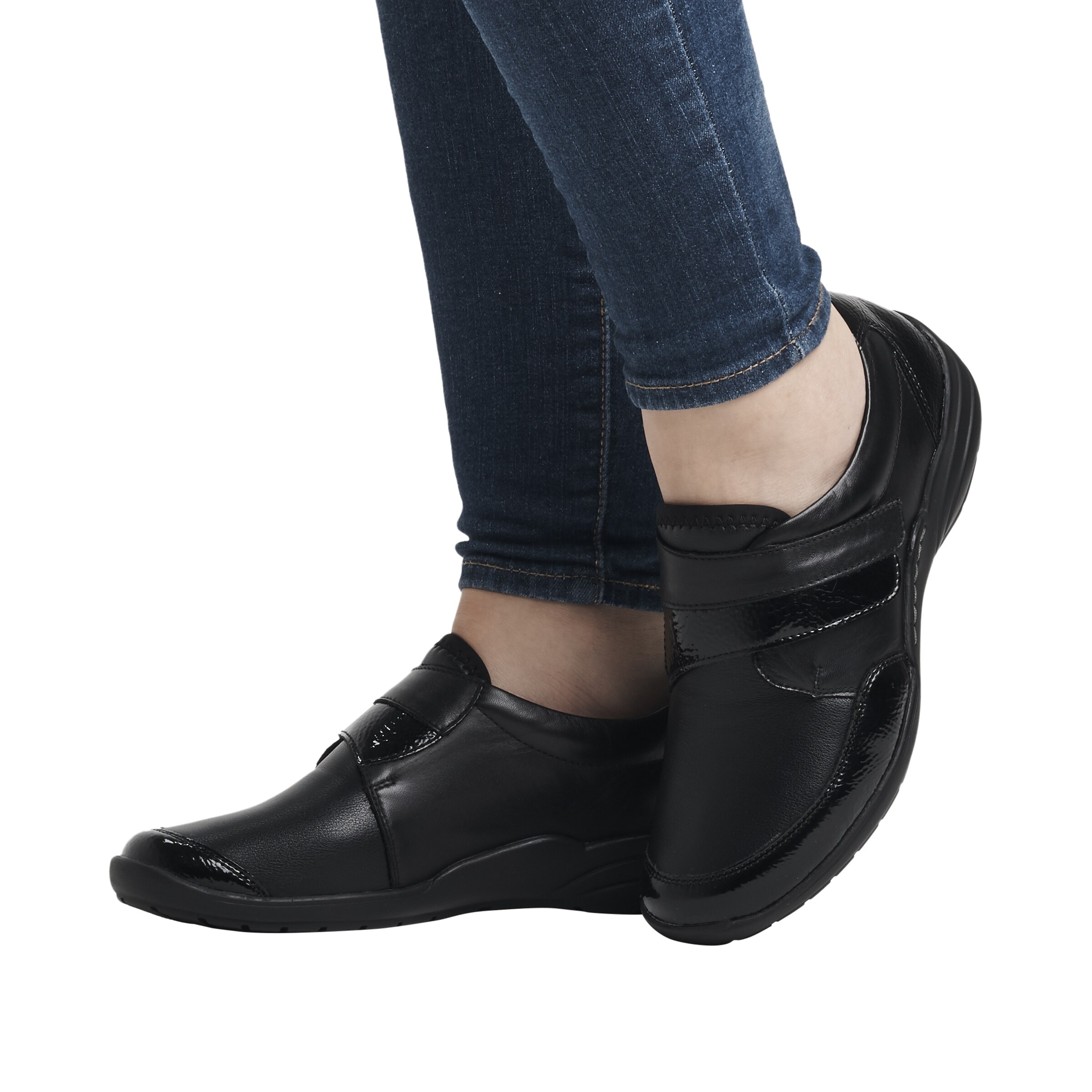 Chaussure basse ' R7600 ' REMONTE en noir