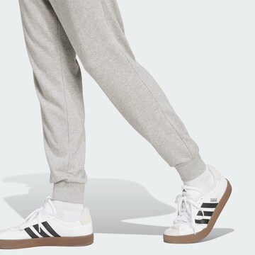 ADIDAS SPORTSWEAR Конический (Tapered) Спортивные штаны 'Essentials Feel Cozy' в Серый