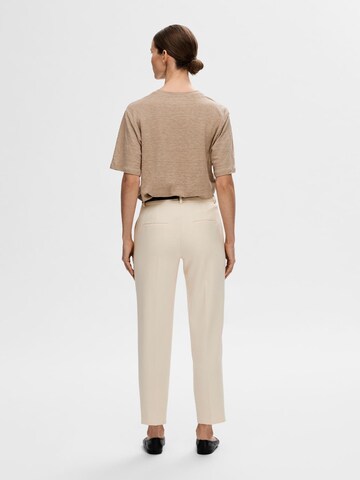 Regular Pantalon à plis 'RITA-RIA' SELECTED FEMME en beige