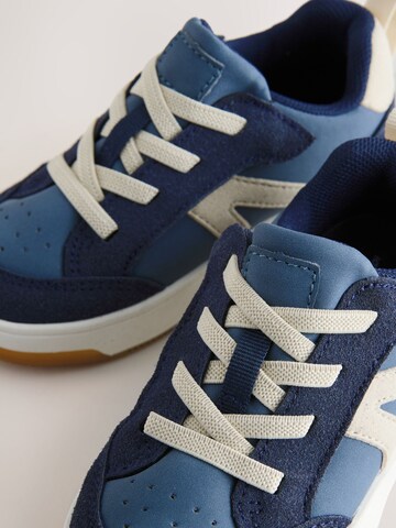 Next Sneaker in Blau