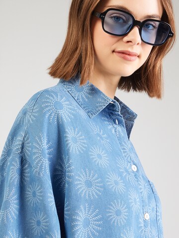 Sublevel Blouse in Blauw