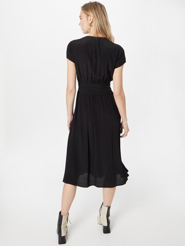 Robe IKKS en noir
