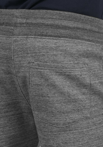 regular Pantaloni di BLEND in grigio