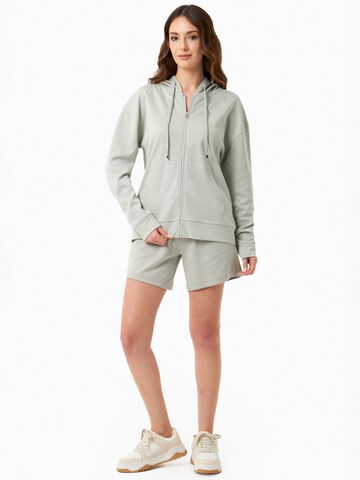 Organication Sweatjacke in Grün