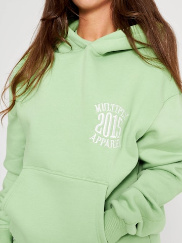 Multiply Apparel Sweatshirt 'Twentyfifteen' i grön