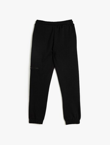 Koton Regular Broek in Zwart