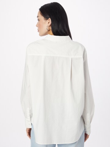 s.Oliver Blouse in White