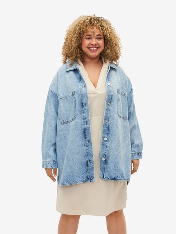 Veste mi-saison 'CASSY' Zizzi en bleu : devant