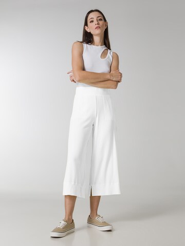 DEHA Wide leg Trousers in White