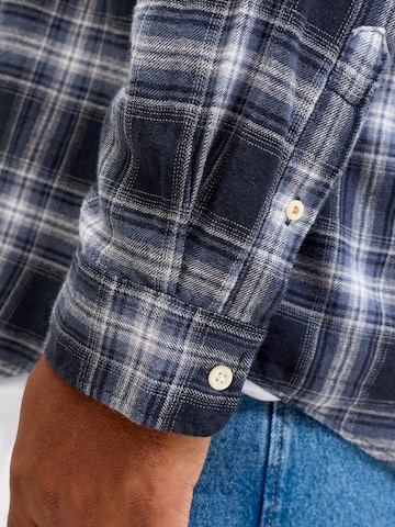 Jack & Jones Plus Comfort Fit Риза 'JJEFIELD' в синьо