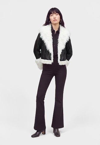 Marc Cain Between-season jacket in Black