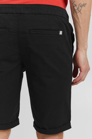 Regular Pantalon 'Linos' 11 Project en noir