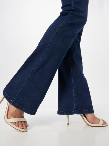 Ivy Copenhagen Flared Jeans 'Tara' in Blue