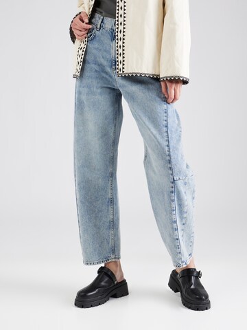 Loosefit Jean Sisley en bleu : devant