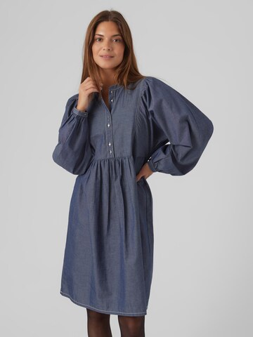 Robe 'JEANNE' MAMALICIOUS en bleu