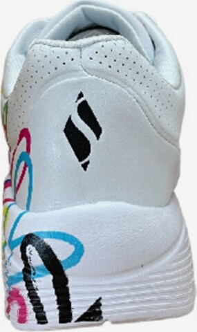 SKECHERS Sneakers in White