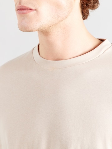 T-Shirt 'Hasan' ABOUT YOU en gris