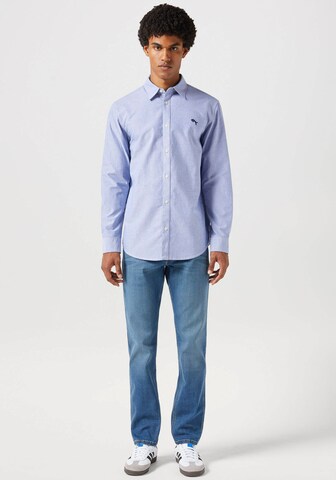 Coupe regular Chemise 'LS SHIRT' WRANGLER en bleu