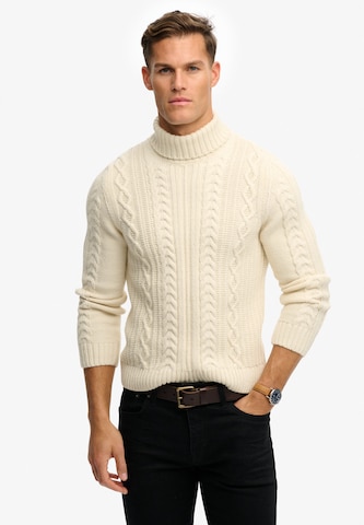 Superdry Sweater in White: front