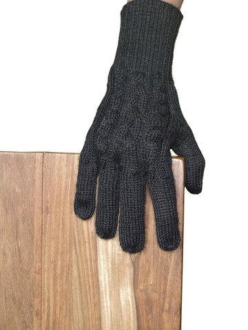 Posh Gear Full finger gloves 'Guantibrada' in Black: front