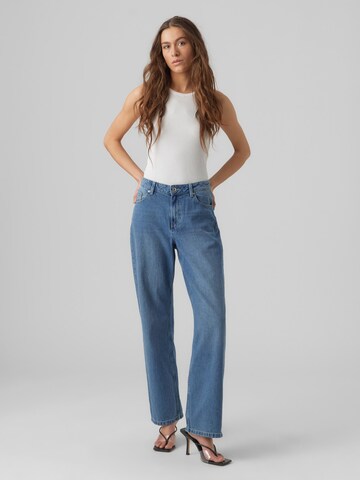 Loosefit Jeans 'Evelyn' di VERO MODA in blu