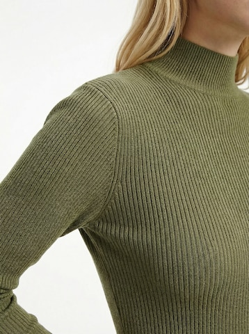 studioselect Stickad klänning 'Nova' i grön