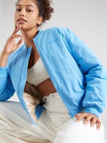 MUSTANG Prehodna jakna 'Bouse' | modra barva