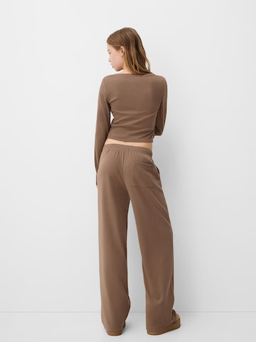 Bershka Wide leg Byxa i beige