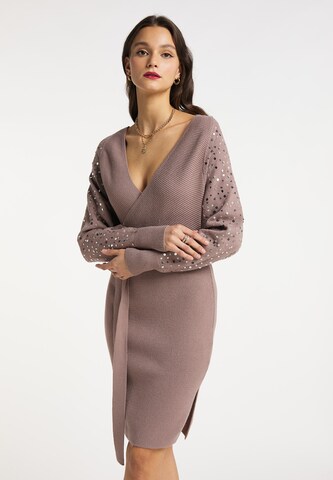 faina Knitted dress in Brown: front