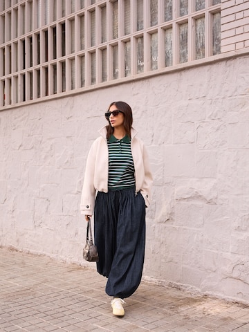 Bershka Barrel Jeans in Blue