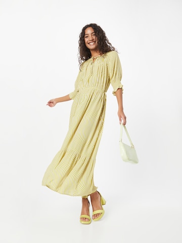 Robe 'Nele' Masai en jaune