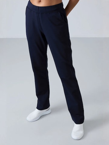 Tommy Life Regular Sportbroek in Blauw: voorkant